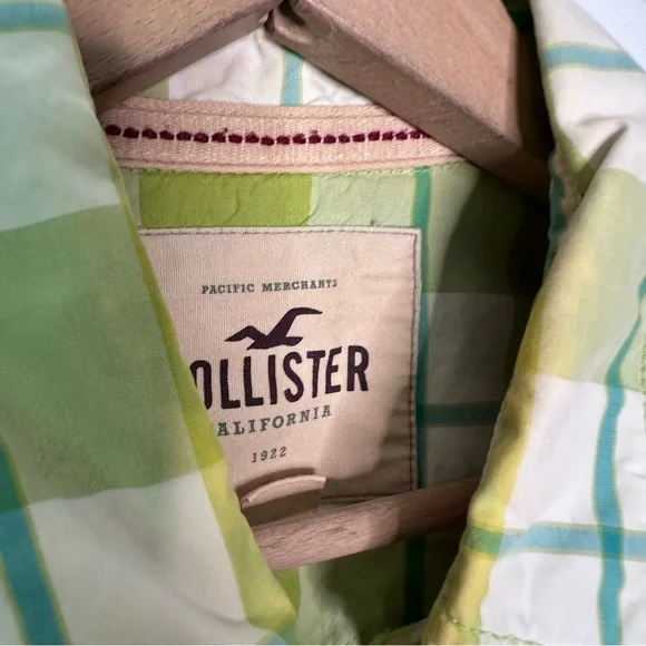 Hollister Men’s Green and White Plaid Snap Button Down Shirt Size Large - Picture 4 of 9